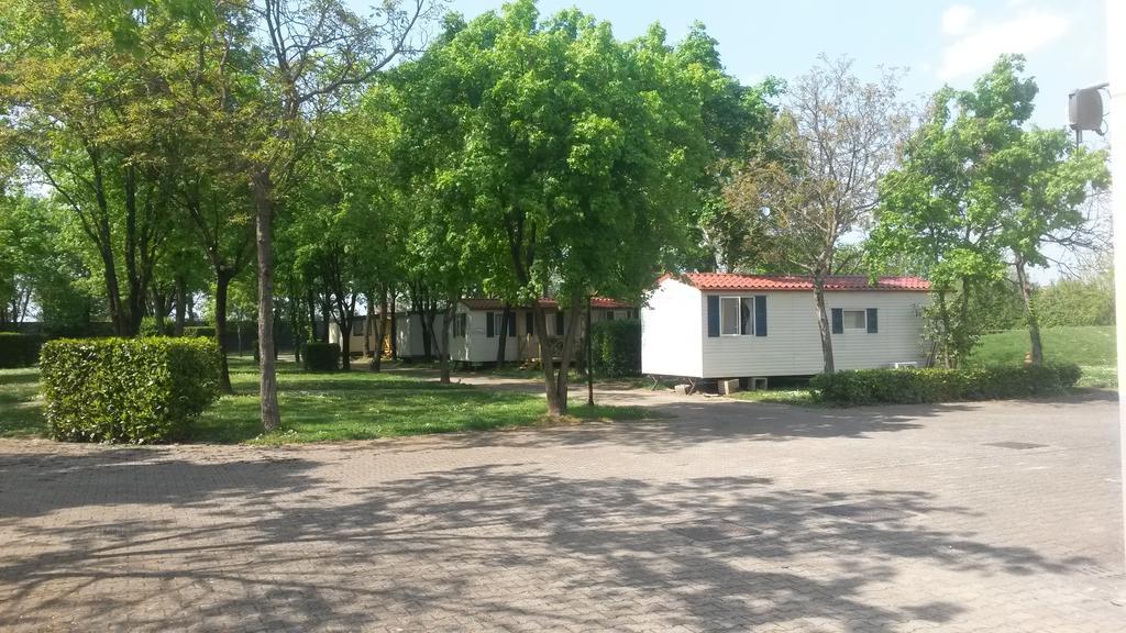 Camping Виченца Екстериор снимка